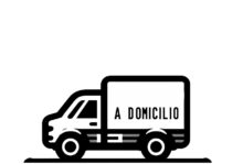DALL·E 2024 06 08 00.50.14 A logo with a white background featuring the text 'REPARTO A DOMICILIO' written correctly in black. The illustration should be a delivery truck in bla